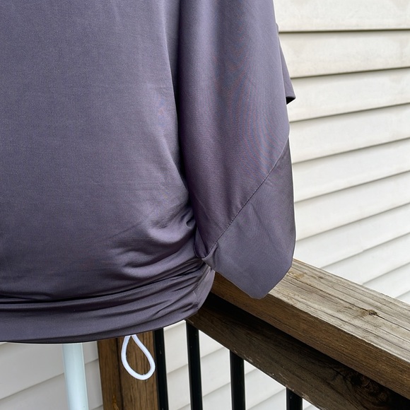 Vintage Blouse by Venus - Picture 13 of 16